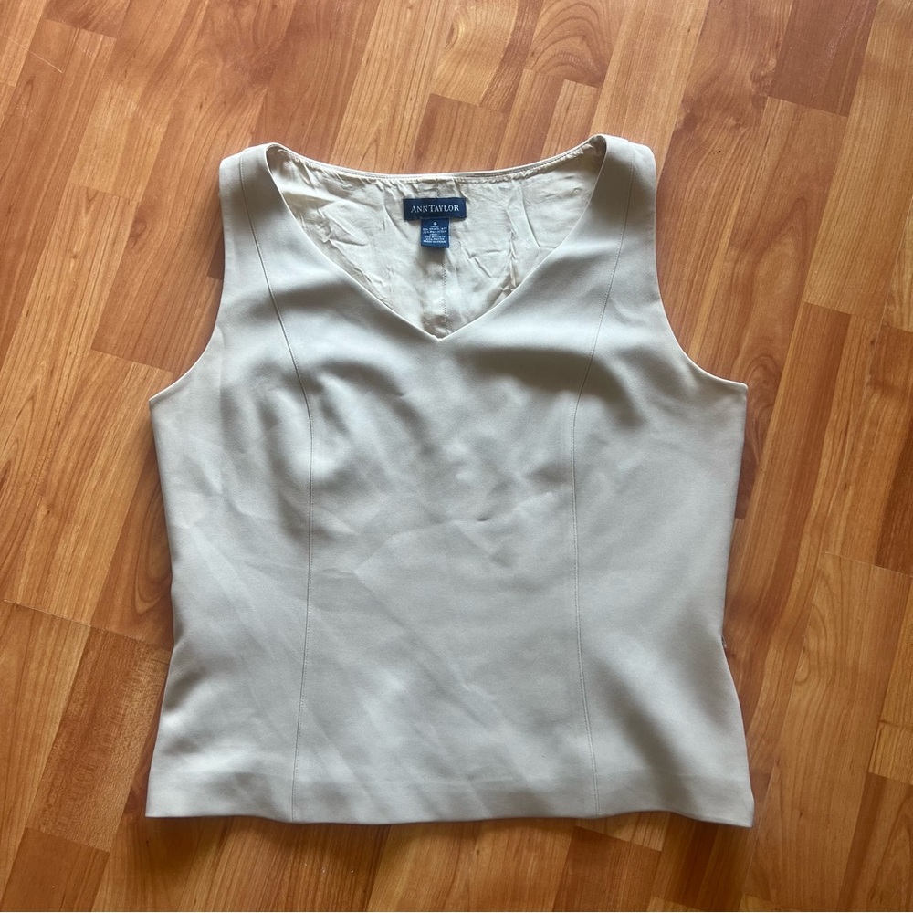 Ann Taylor White Sleeveless Fitted Tank Top